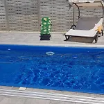 Wellness Diana Tatil Evi Boldogkovaralja